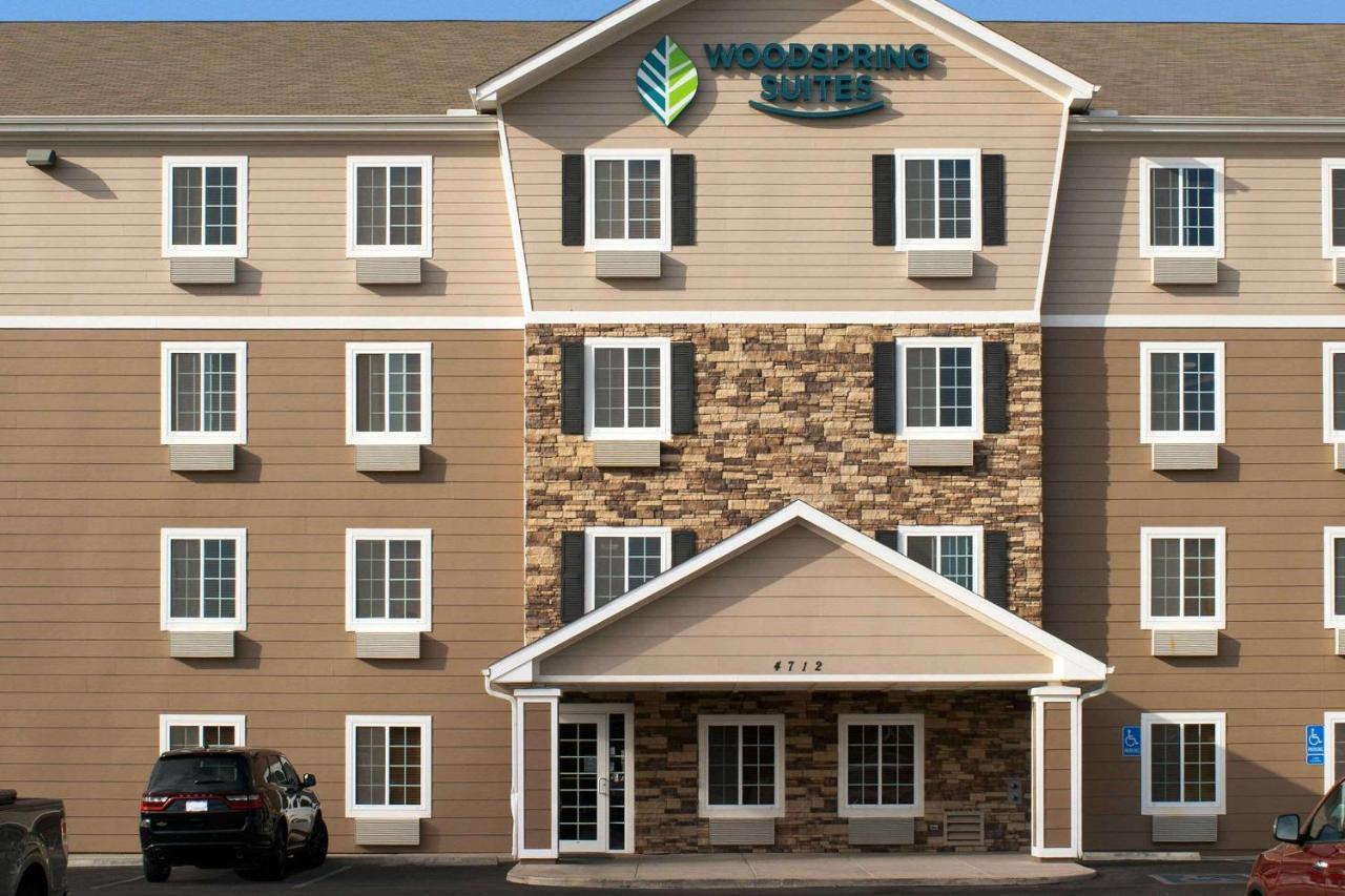 Woodspring Suites ميدلاند المظهر الخارجي الصورة