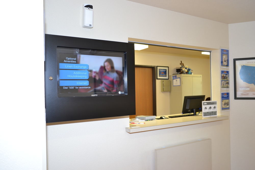 Woodspring Suites ميدلاند المظهر الخارجي الصورة
